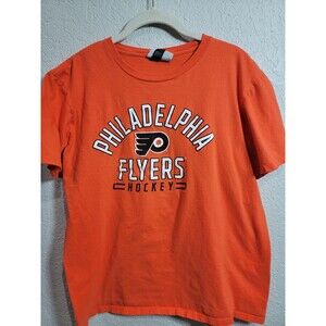 Philadelphia Flyers orange short sleeve  largeT-shirt.